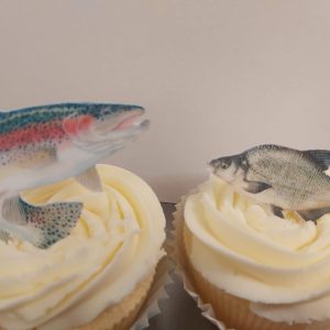 Edible cupcake toppers fishes